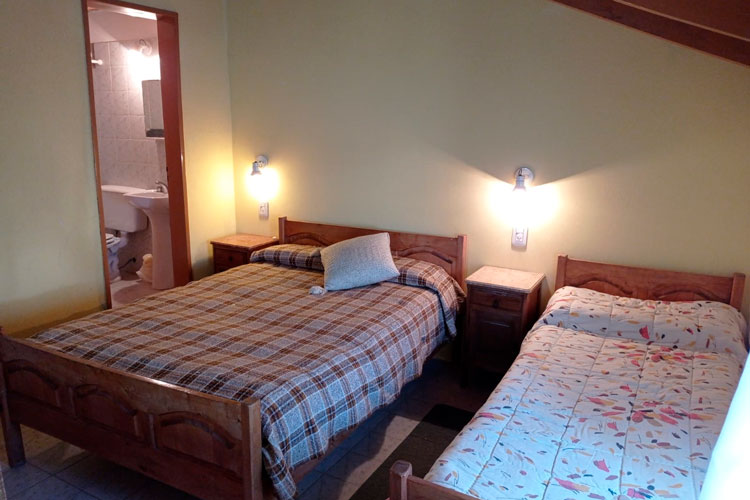 habitacion principal de departamentos pra 6 personas en Copahue